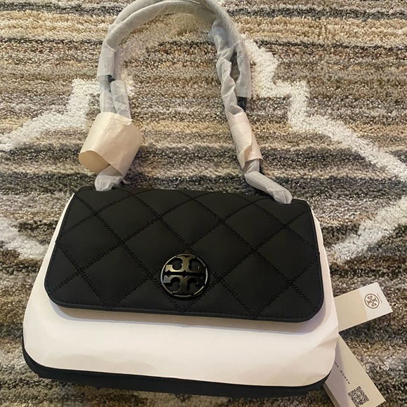 Tory Burch Willa Matte Small Shoulder Bag - Picture 4 of 5